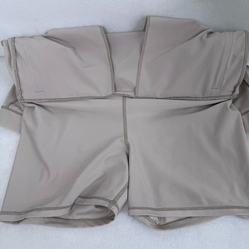 Athleta Momentum Skort Size 10 Light Gray Performance Stretch Built-In Shorts - Picture 5 of 7